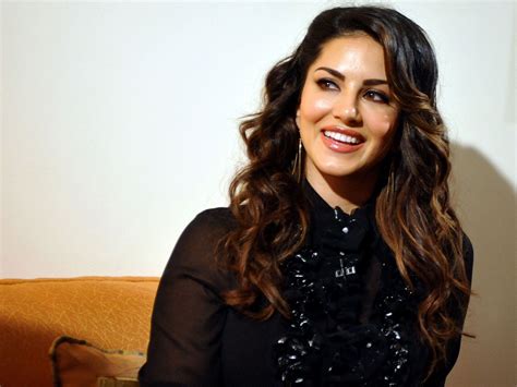 sunny leone adult film star turned bollywood actress writes erotic fiction the independent