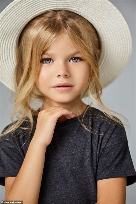 young model       cutest girl   world
