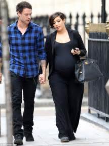 frankie sandford shows off her huge bump as she dines out with fiancé wayne bridge daily mail
