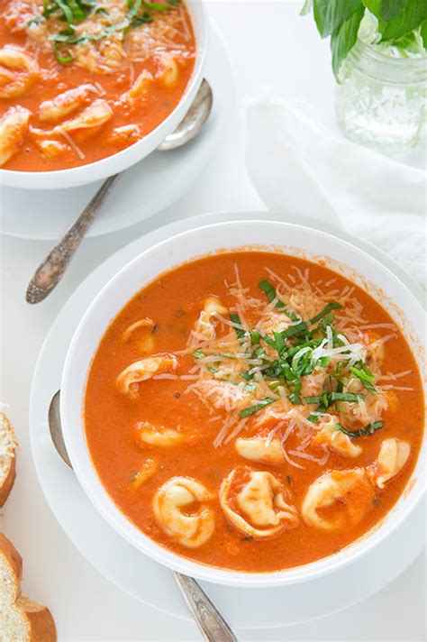 Slow Cooker Tomato Basil Tortellini Soup These 1 Pot