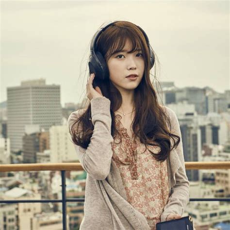 Iumushimushi Kpop Girls Girl With Headphones Actresses