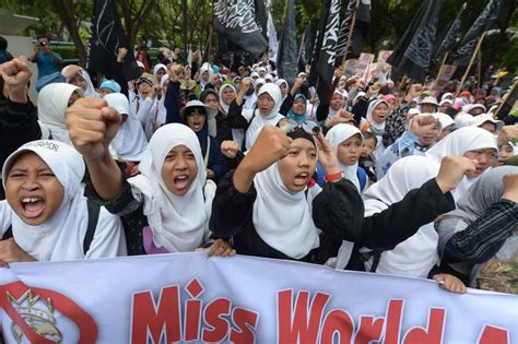 Religious Fury Alters Miss World In Indonesia Cnn