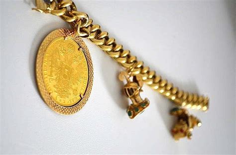 veilinghuis catawiki gouden armband  gram chalcedoon steen cm charm