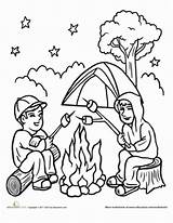 Campfire Camping Coloring Pages Drawing Fire Clipart Color Family Camp Preschool Cartoon Scene Roasting Marshmallows Boys Worksheet Activities Outdoor Two sketch template
