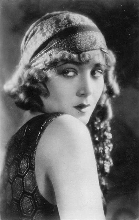 17 Images About Women Of The Big Screen 1920 S 30 S