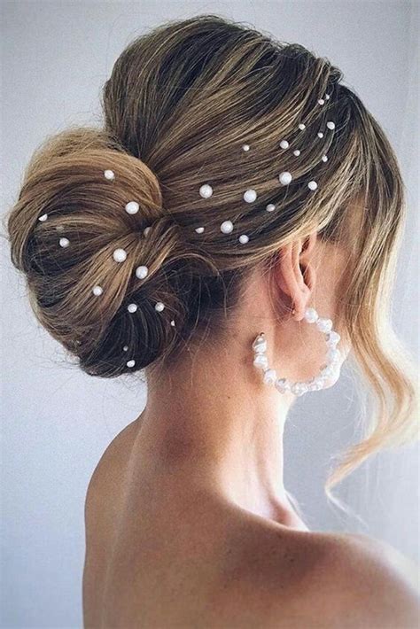 pin de edith córdoba en peinados perlas en el pelo estilos de