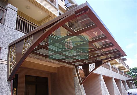 model kanopi kaca minimalis  bangunan rumah modern