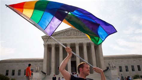 supreme court extends same sex marriage nationwide