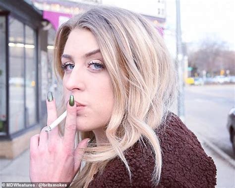 Cam Girl Earns 1 000 A Month From Smoking Online And Says