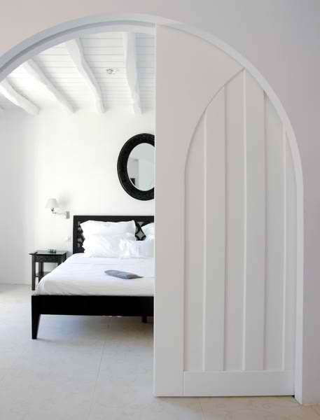 arched pocket door great  making  room   guest bedroom  separating  master