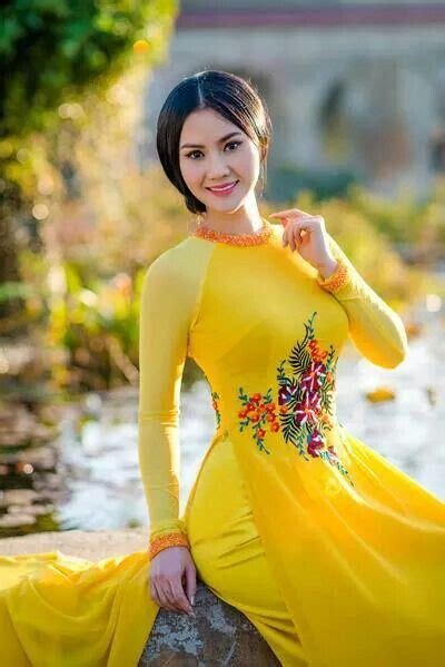 dress yellow vietnamese traditional dress vietnamese dress fashion