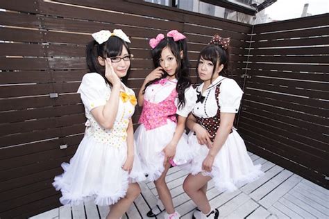 Marshmallow 3d Idol Group Let Fans Grope Fondle Breasts