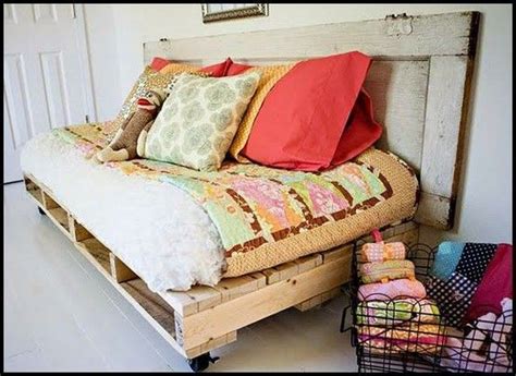 neat idea with pallets maybe for my inside porch pallet furniture diy pallet bed diy pallet