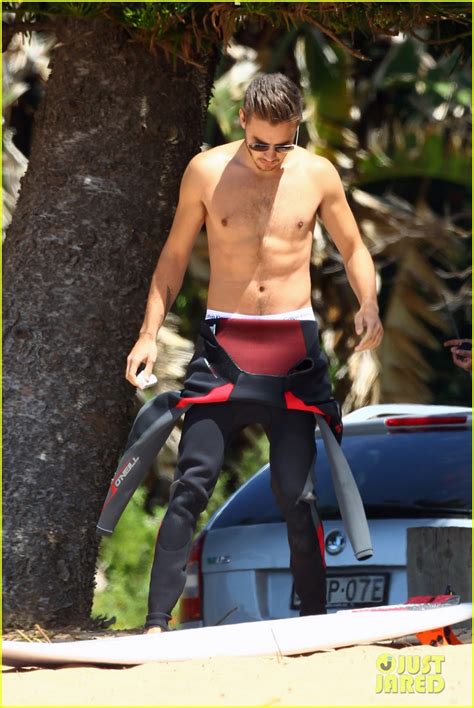 Shirtless Liam Payne And Louis Tomlinson Surf Down Under Photo 2967555