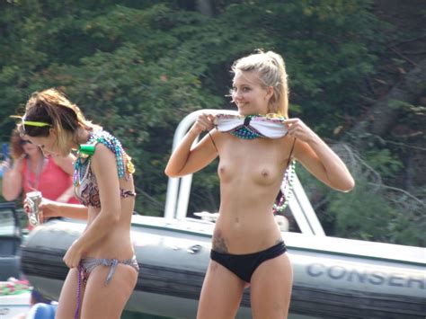 flashing and boating go together like beer and baseball girls flashing sorted by position
