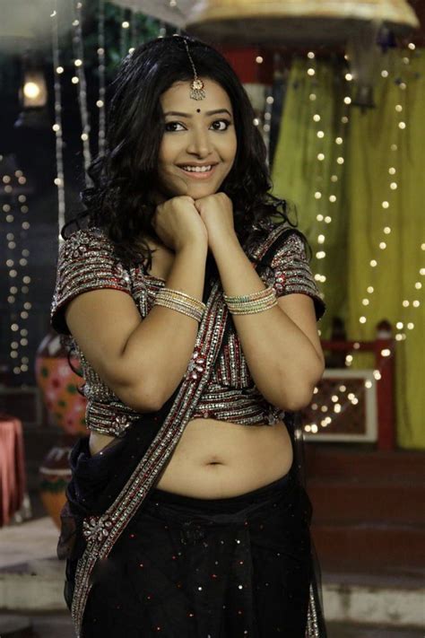 Shweta Basu Prasad Saree Hot Actresses Navel Hot