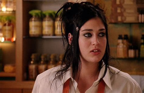 mean girl s lizzy caplan is engaged and that s like so