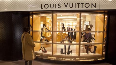 lvmh spirits sales beat forecasts fashion disappoints