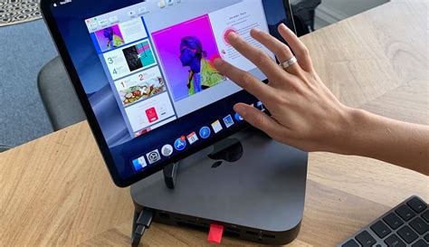 dongle turns  ipad   touchscreen mac sort  tech