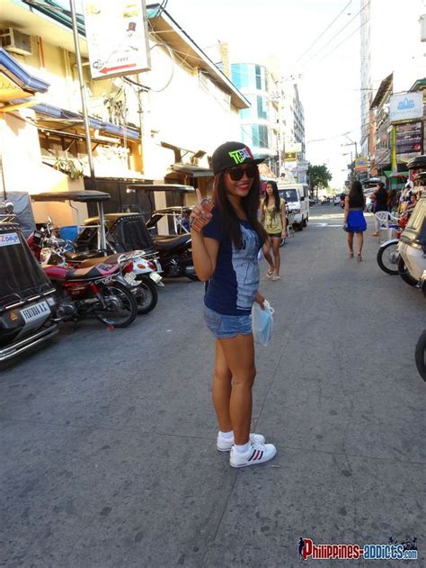 hot filipina babe on a santos street blow row angeles