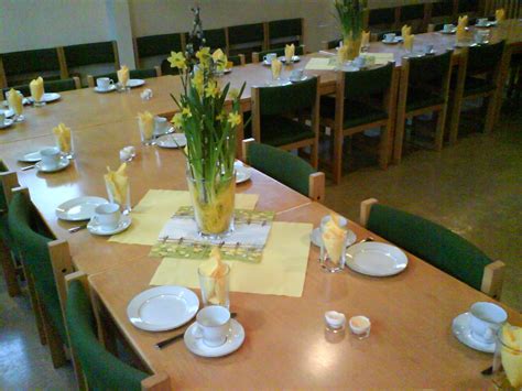 celebrating easter   church simple table decoration