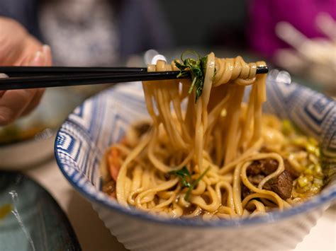 zhen kitchen  chinese familys restaurant legacy  doha fork
