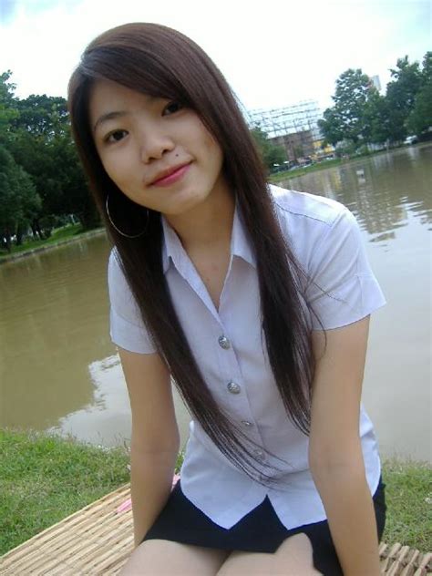 thai cute girl photos thai teen girl university