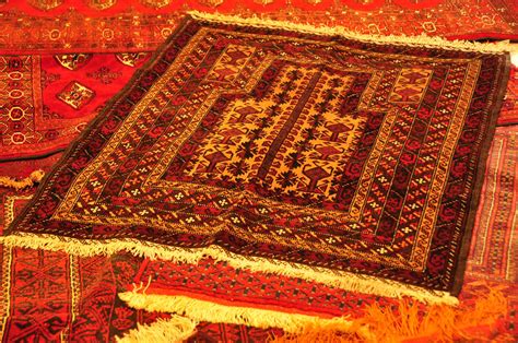 buying persian carpets