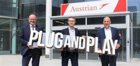 vienna airport austrian airlines  plug  play collaborate