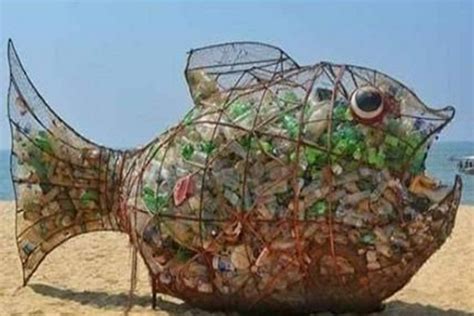 penzioner smislil sjaen nachin kako da gi spasi plazhite od plastika