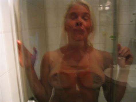 Tits Pressed Against Glass 120 Pics Xhamster