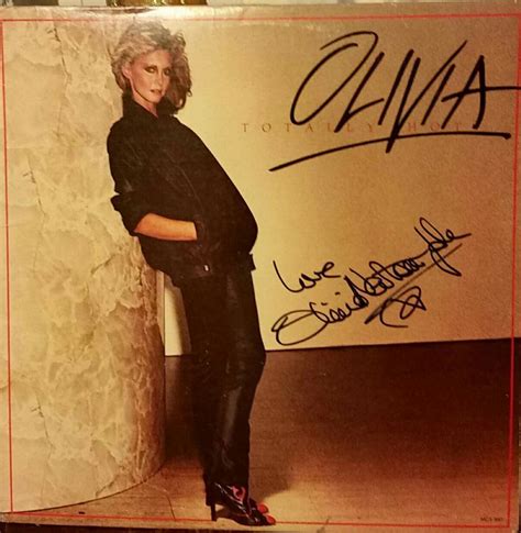 ~ Olivia Newton John ♡ ~ Olivia Newton John Album Covers Vinyl Cover