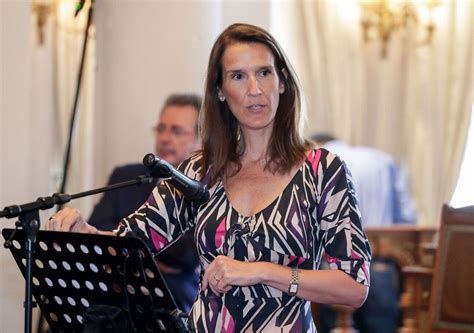 sophie wilmes  premiere ministre belge agee de   closer