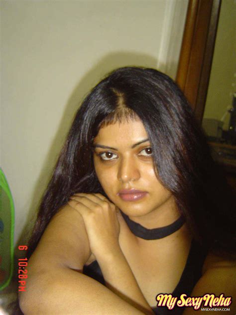 beautiful indian girl neha gives sexy look on you asian porn movies