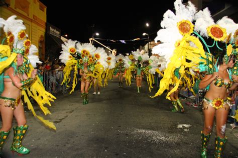 todo  exito la primera noche de el carnaval de la region ensenada  municipalidad de