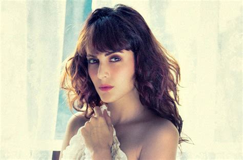 iranian beauty mandana karimi makes bollywood debut with