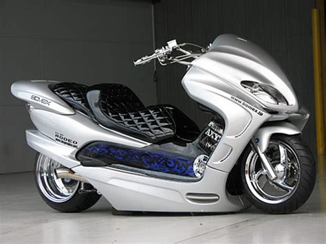 motor chaos scoots  japan
