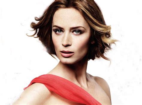 emily blunt hottest photos 42 sexy near nude photos s