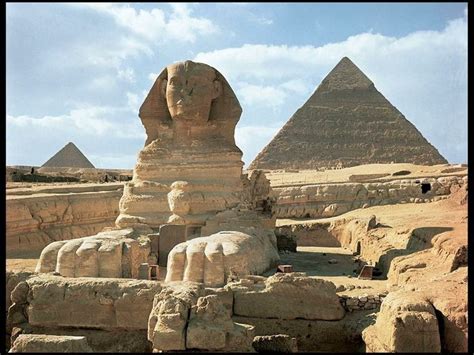17 Great Pyramids Menkaura Khafre Khufu And Great