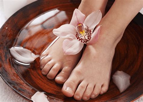 foot massage places  singapore   relaxing time honeycombers