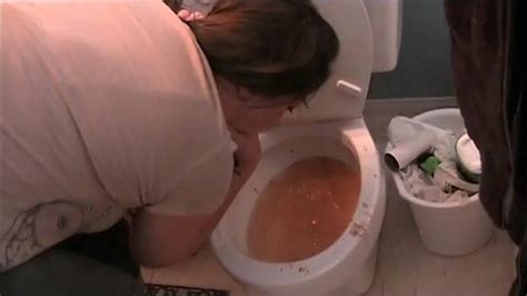 girl make herself puke vomit puking vomiting barf xnxx
