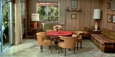 the brady bunch house through the years hooked on houses