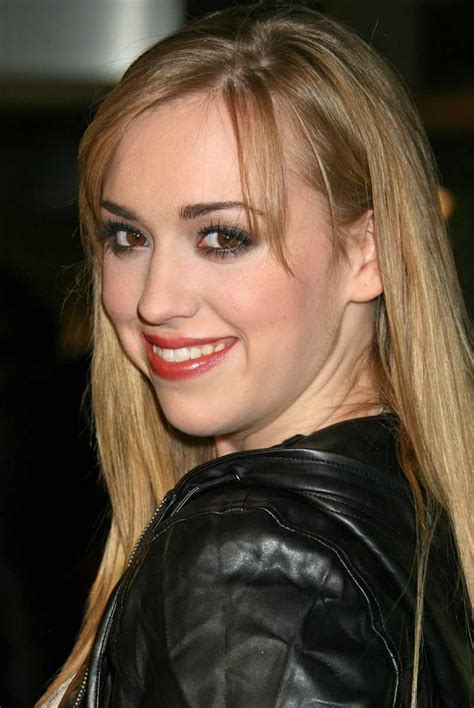 andrea bowen height  weight celebrity weight page