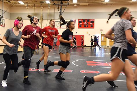New Jersey’s First Girls Wrestling Season Begins This