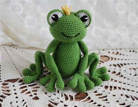 ideas  coloring  frog crochet pattern