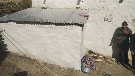 nepal girls sleep in menstruation huts despite ban