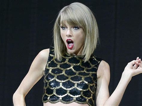 ‘naked’ Taylor Swift Sends Fans Wild In Music Video Preview Express