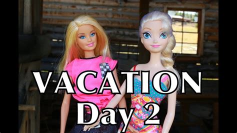 Barbie Cabin For Frozen Elsa Vacation Barbie Airplane Day 2 Youtube