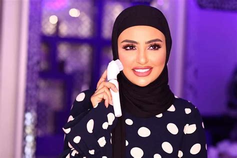 Racist Instagram Beauty Influencer Sondos Al Qattan Responds To Critics