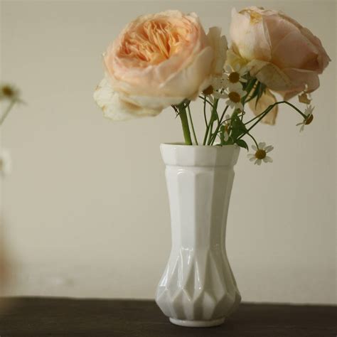 White Glass Bud Vase By The Wedding Of My Dreams